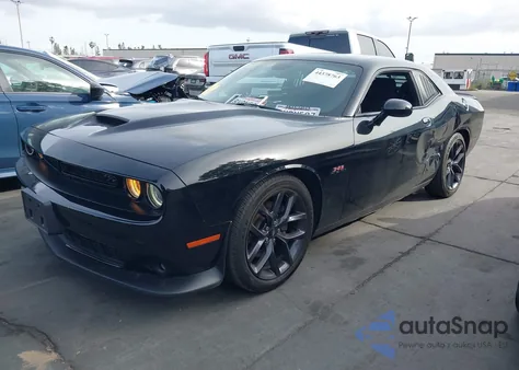 2021 Dodge Challenger R/T из США, поврежденный, VIN 2C3CDZBT4MH506403